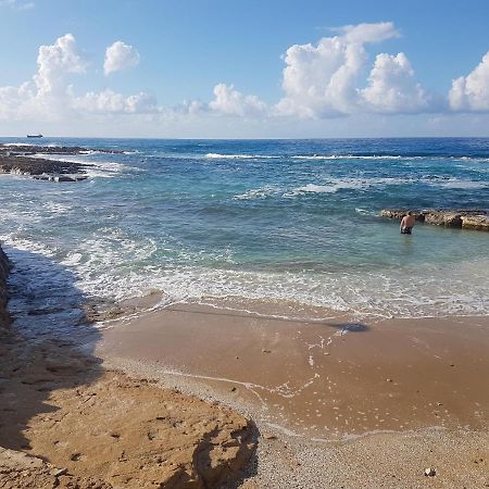 Sea Front Villa Vera Klorakas Dış mekan fotoğraf